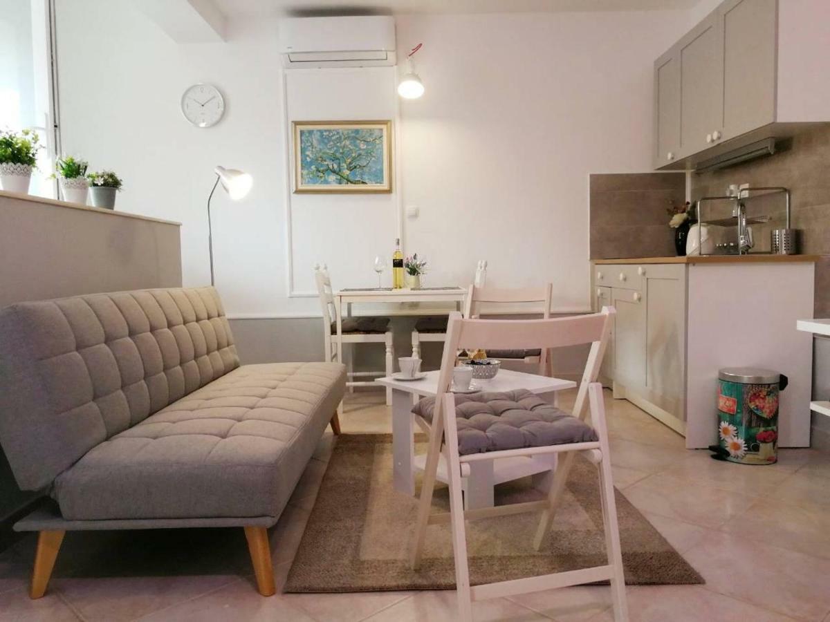 Apartman Unka Metković Exterior foto